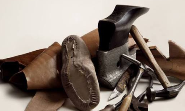 shoe cobbler near me